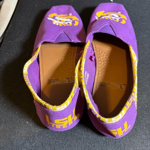 LSU Tigers Purple and Yellow Slip-On Shoes Size Large 8 - Picture 2 of 4